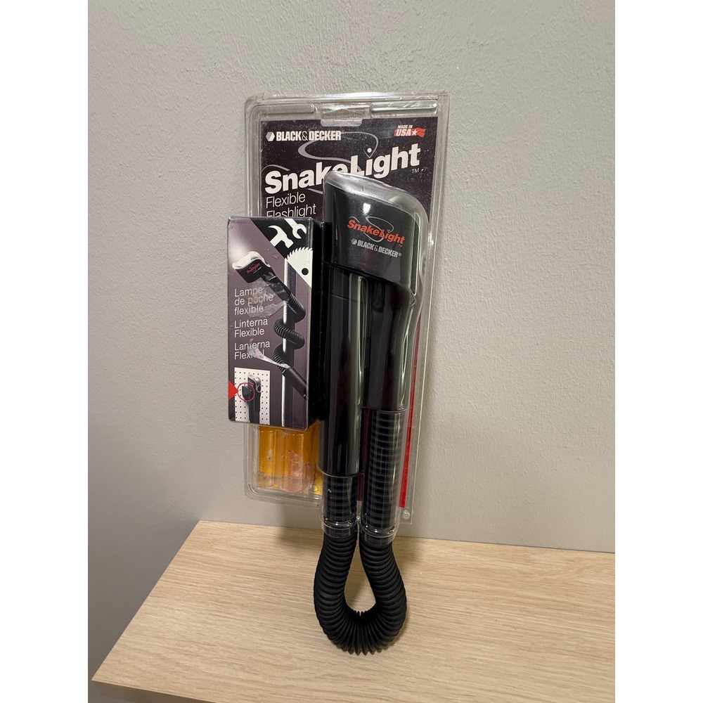 Black & Decker SnakeLight Flexible Flashlight Black Hands Free SLB1MQ New